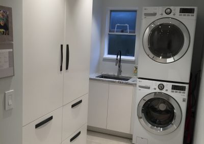 Port Moody Kitchen Remodel - laundry room (1920x2560)