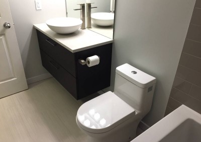 East-Vancouver-bathroom-Renovation-vanity&toilet2-1200W(70jpg)